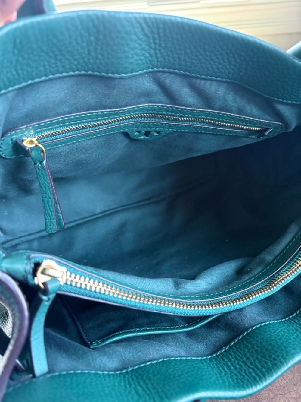 Tory Burch Emerald Green Pebbled Leather Satchel with Gold Hardware - Picture 5 of 10